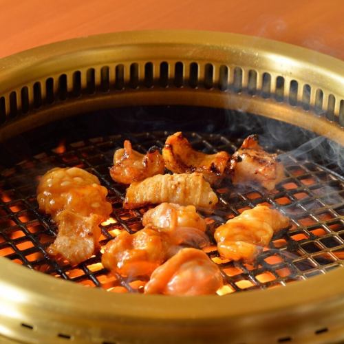 天壇ロースをはじめ、ホルモン、一品料理も高品質で大人気♪