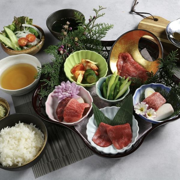 【極上ランチ・昼飲みにも】お昼から贅沢焼肉♪お得なセットやコースで満喫!ランチセット2000円~◎