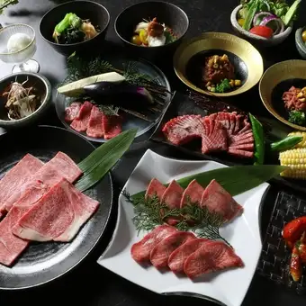 【旬香-shunka-コース】季節の旬素材を使った料理や厳選赤身肉など全10品 飲み放題付9000円 税込