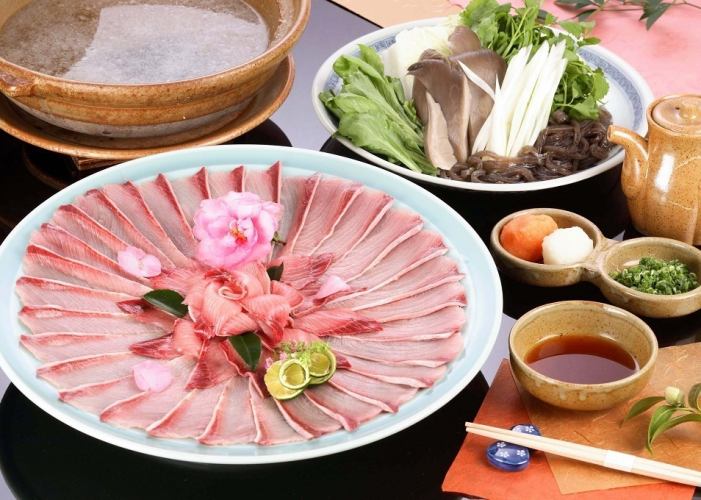 【四季皆宜】鰤魚自助餐！ ！ 2-5人份，1公斤大份套餐…9,800日圓（含稅10,780日圓）