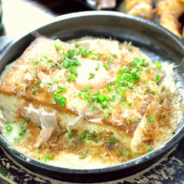 [Very popular with locals and tourists alike ☆] Teppanyaki island tofu