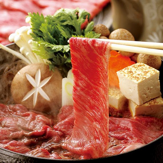 2 hours all-you-can-drink included!! 9 dishes in total "Specially selected domestic beef sukiyaki style course" 7000 ⇒ 6000 yen