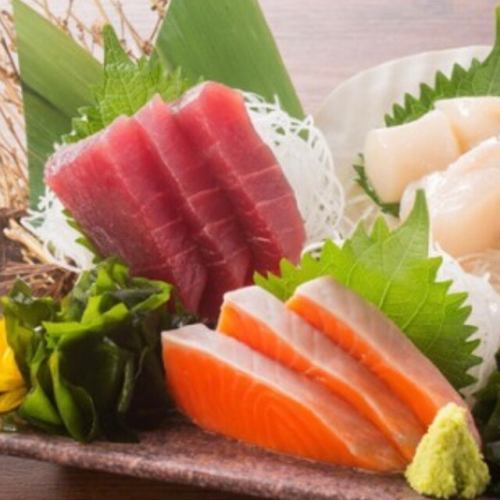 Assortment of 3 types of recommended sashimi (1 serving)