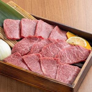 【佐賀牛の上カルビ/.椛カルビ/.宮崎牛上ロース)】