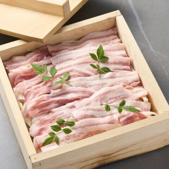 〈霞の「彩」コース〉2時間飲み放題付きで厳選豚に蒸篭蒸し等全8品