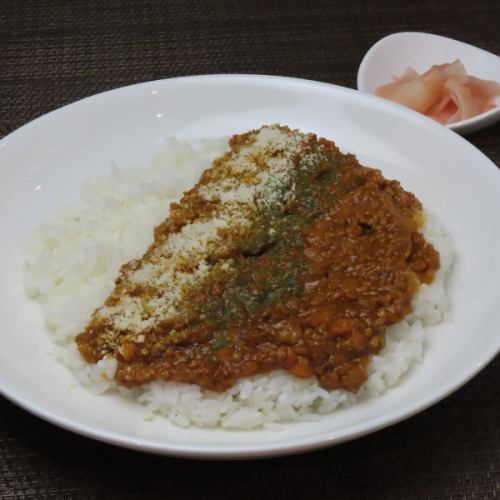 ビーフカレー定食 or キーマカレー定食