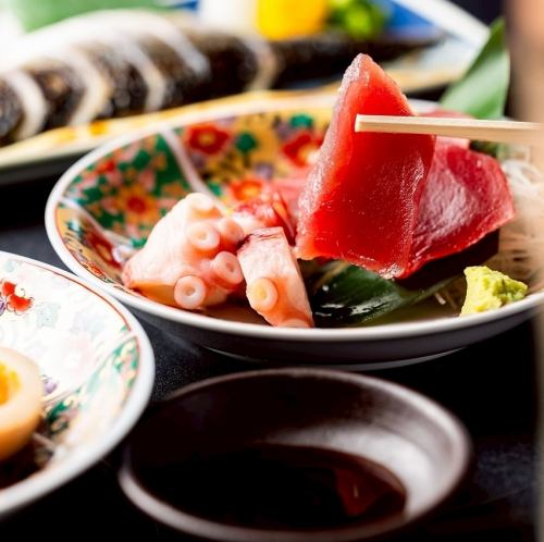 From standard Japanese cuisine to creative dishes, we have a wide range of options so you'll never get bored. We also have private rooms, both large and small.