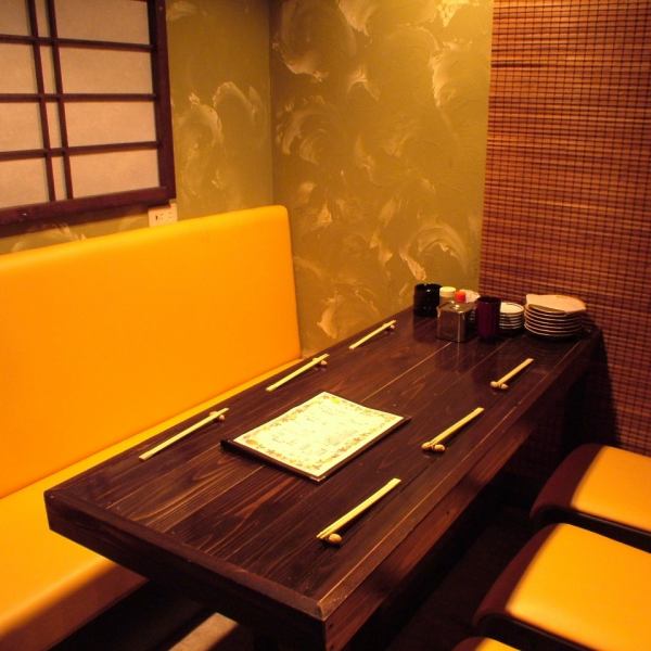 There is also a private room that can accommodate up to 6 people! It has a private feeling and is suitable for women alone or on a date ◎ It is a popular seat so make a reservation early!