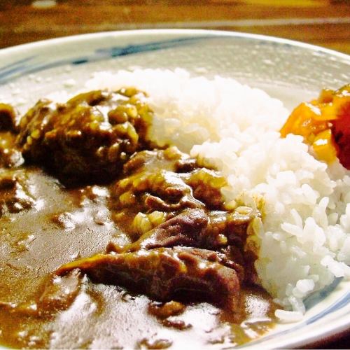 牛すじもつカレーライス