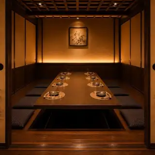 【6-8人包廂】我們也提供包廂，您可以和朋友們一起享受美好時光，而不用擔心打擾其他人。（川崎包廂居酒屋、本地炸雞、暢飲、宴會、商務招待、女生聚會、生日、週年紀念）