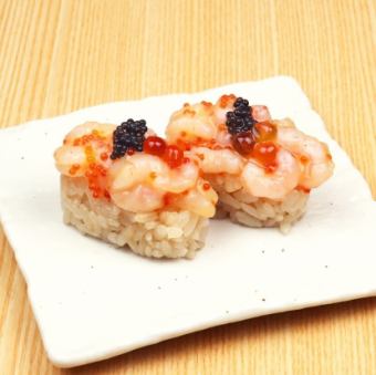 たまごにまみれた、甘海老