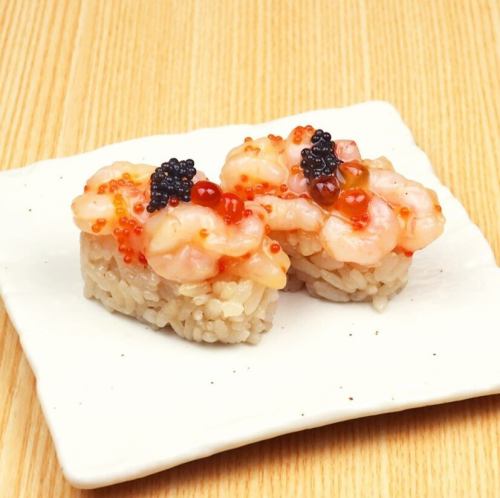 たまごにまみれた、甘海老