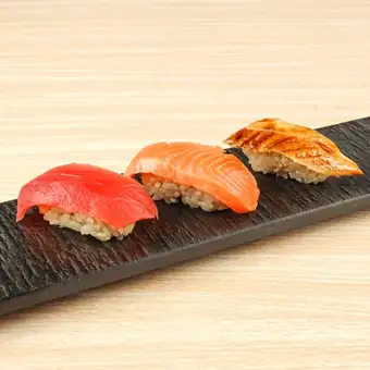 Individual sushi items of your choice