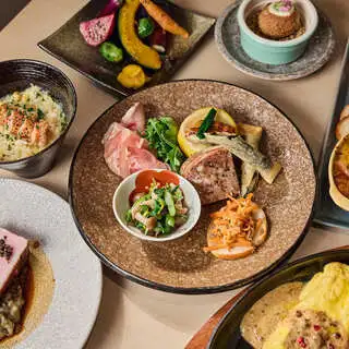 "Hana" course featuring A5 grade Japanese Black Wagyu sirloin steak.