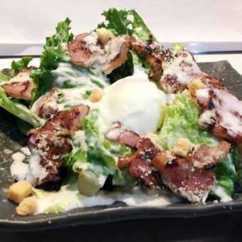 <Hot Spring Egg and Bacon!> Authentic Caesar Salad