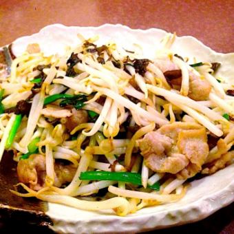 <Crunchy and addictive!> Stir-fried bean sprouts