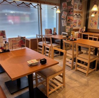 We can accommodate up to 35 people! Leave your group banquets to us!!