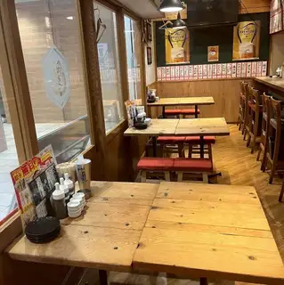 広々とした店内で、ごゆっくりお食事をお楽しみください!単品飲み放題もあり!少人数でもお1人様でもご利用いただけます!