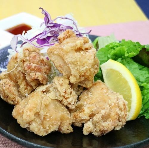 鶏のから揚げ