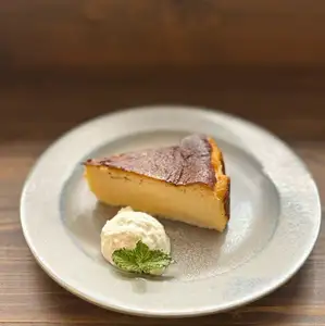 バスクチーズケーキ