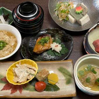 점심 한정 【교토 삼매 어선】 쿄유 두부와 생 유바 등이있는 점심의 가이세키 요리!