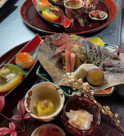 [Seasonal Set Meal] Lunch only. Enjoy a colorful meal featuring the full flavors of the season.