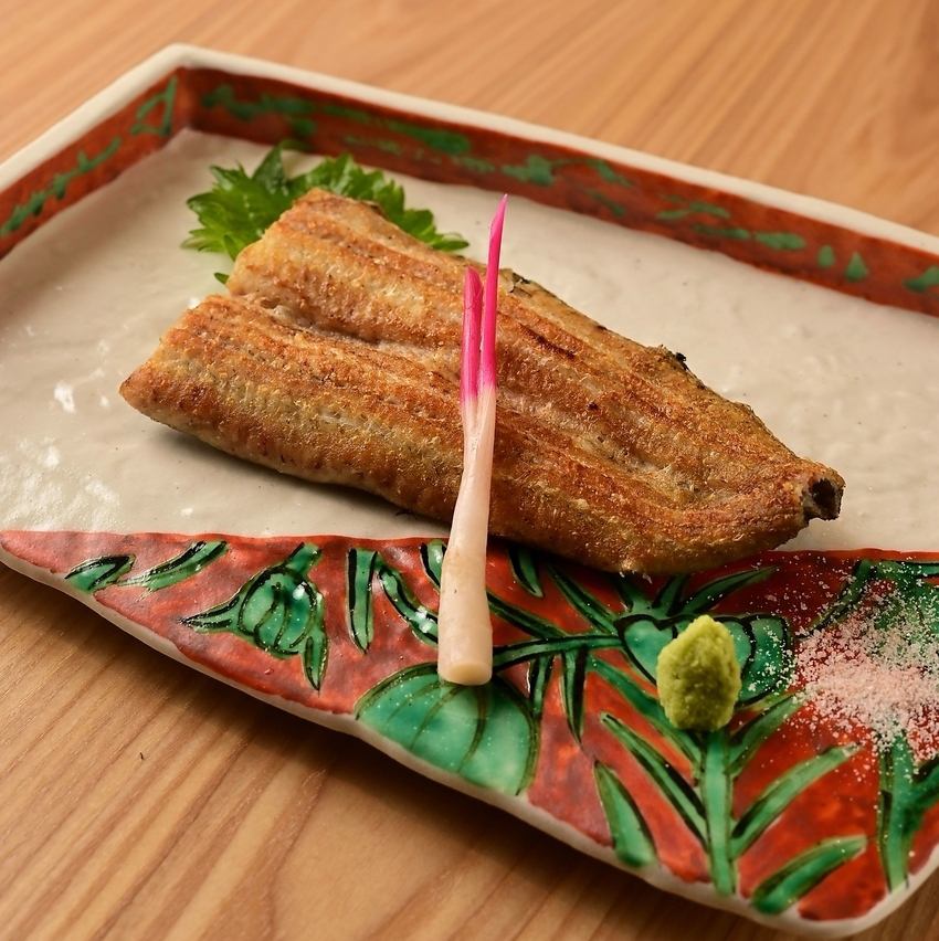 その時最も美味しい産地の鰻を提供！刺身でも味わえる鮮度が自慢