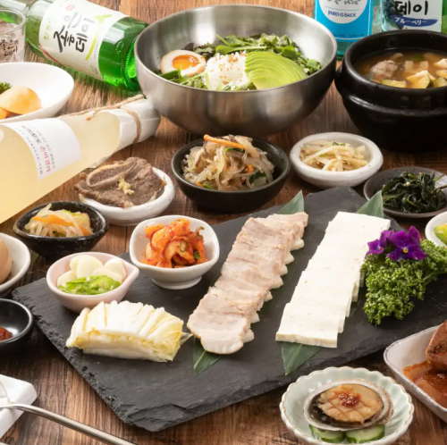 各コース嬉しいミニポッサムと日替わりおかず12種つき♪