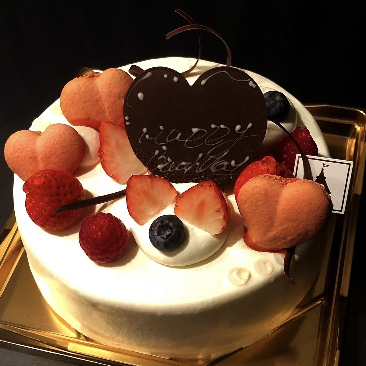 The restaurant has completely private rooms.You can bring in your own cake, so you can surprise the guests♪