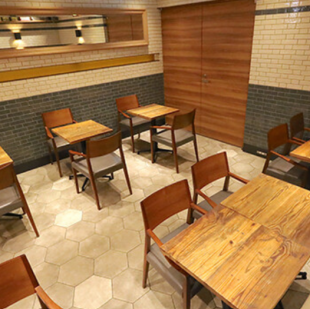 テーブル席のご用意