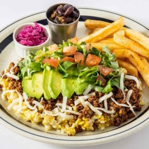【毎日通いたくなる♪】ライスプレートやタコスのご用意◆チキンオーバーライス1,450円(税込)