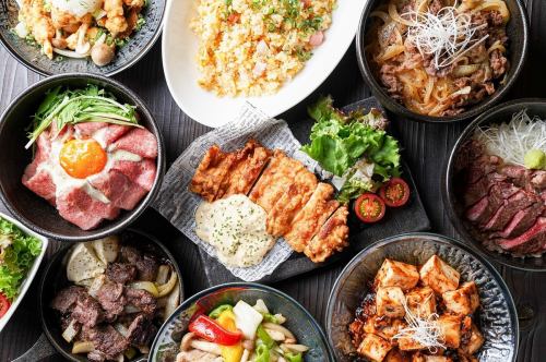 ガッツリ×ヘルシー♪お肉料理も豊富にご用意！！