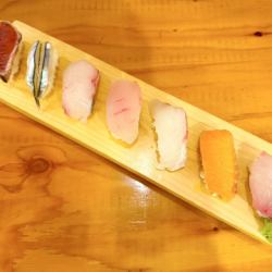 お寿司7貫7種盛り