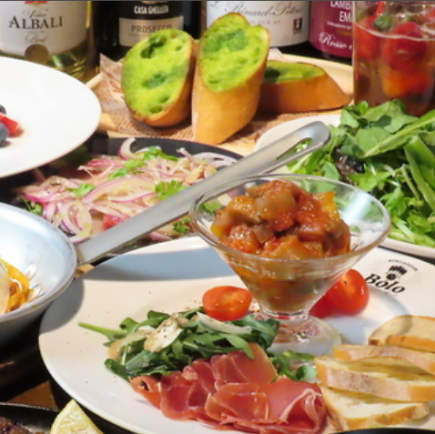 ★僅限平日★非常適合聚會後或小酌一杯【選擇3道菜+100多種飲品無限暢飲】⇒2000日元