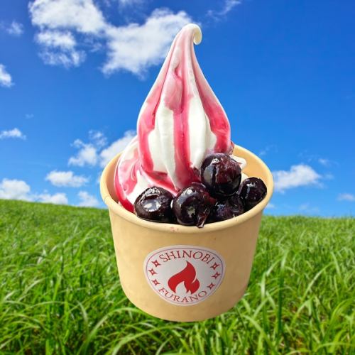Furano Milk Soft Serve Ice Cream (Honey Blueberry)