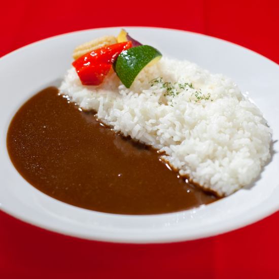 There are 9 types of curry! We also have a wide variety of toppings!