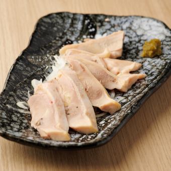 鶏むね肉のレア刺し