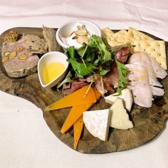 Charcuterie and cheese platter