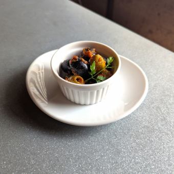 スペイン産オリーブのマリネ