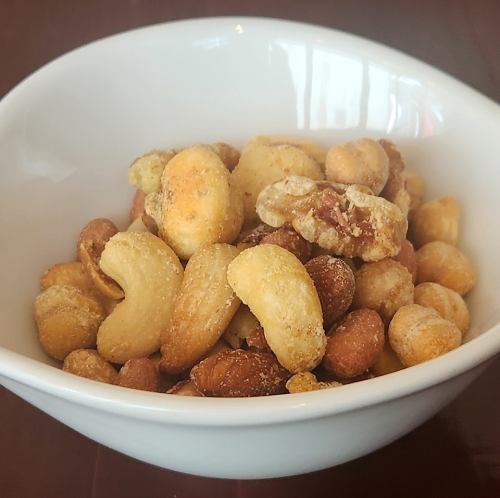燻製したミックスナッツSmoked Mixed Nuts