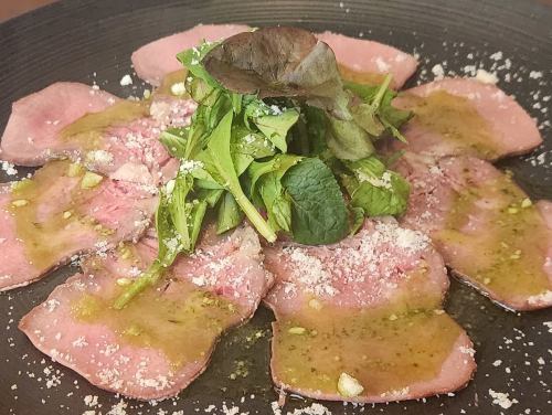 牛タンのカルパッチョ