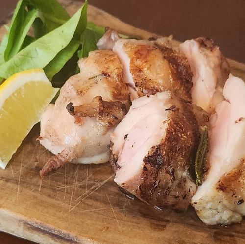 若鶏の炭火焼き　ローズマリー風味