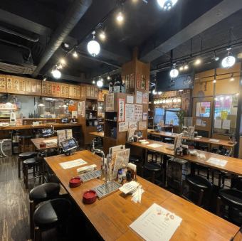 The inside of the store is spacious and accommodates various banquets from small to large ♪