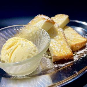 炭火焼ハニートースト