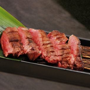 ＜＜＜　　肉料理　　＞＞＞