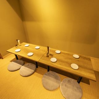 【テーブル×8名様着席可能】各種会社宴会にもおすすめ！新年会・歓迎会・送別会と様々なシーンでご利用いただける宴会コースも用意！#大阪ごはん #大阪産 #黒毛和牛 #なにわ黒牛 #創作和食 #すき焼き #しゃぶしゃぶ #鍋 #土鍋ごはん #新年会 #歓迎会 #送別会 #女子会 #大人デート
