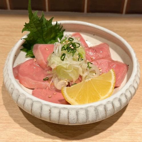 タン刺し