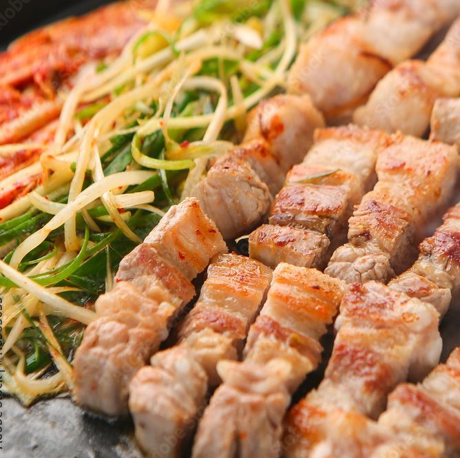 Raw domestic pork samgyeopsal ★ All-you-can-eat buffet style