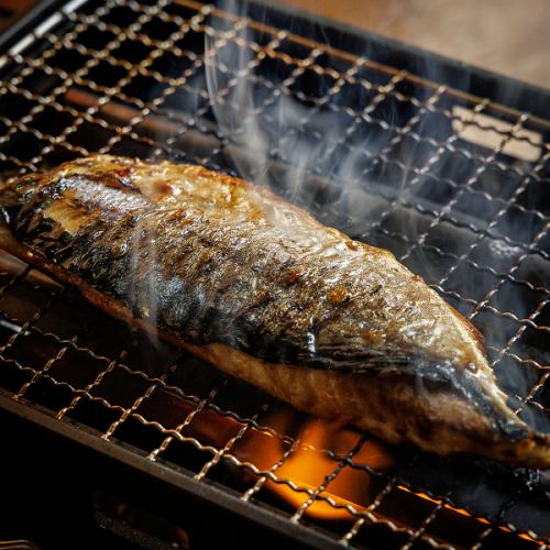 座位上現烤爐端燒 ◎