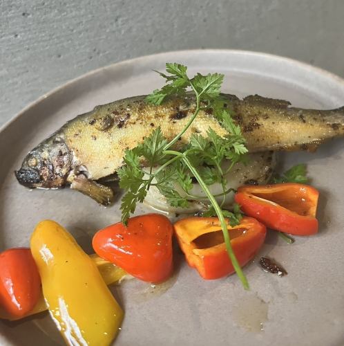 매일 아침 구매하는 전국 각지의 생선이 자랑!